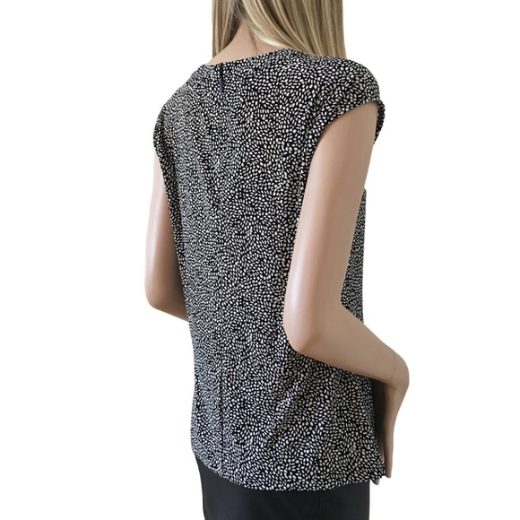 Karl Lagerfeld Paris Magic Eye Bow Top Cap Sleeve - Picture 5 of 14